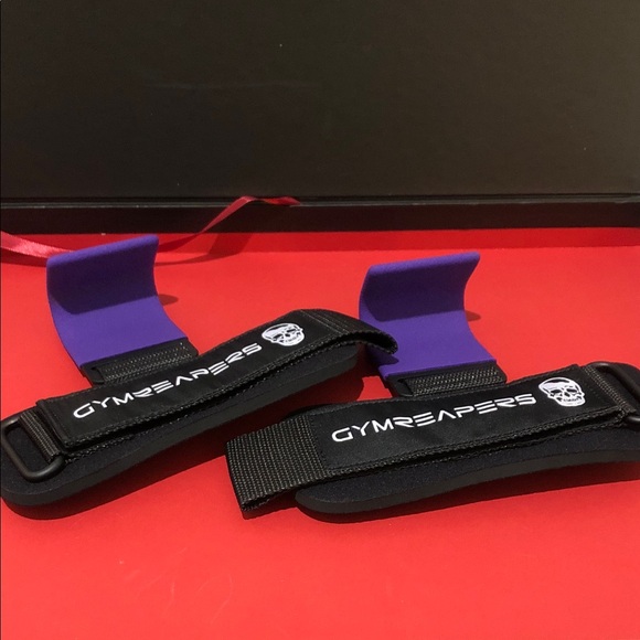 Gymreapers Black and Purple Weight Lifting Hooks - Picture 1 of 5